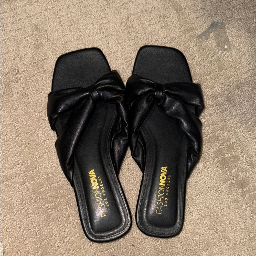 Fashion Nova Black Women's Sandals